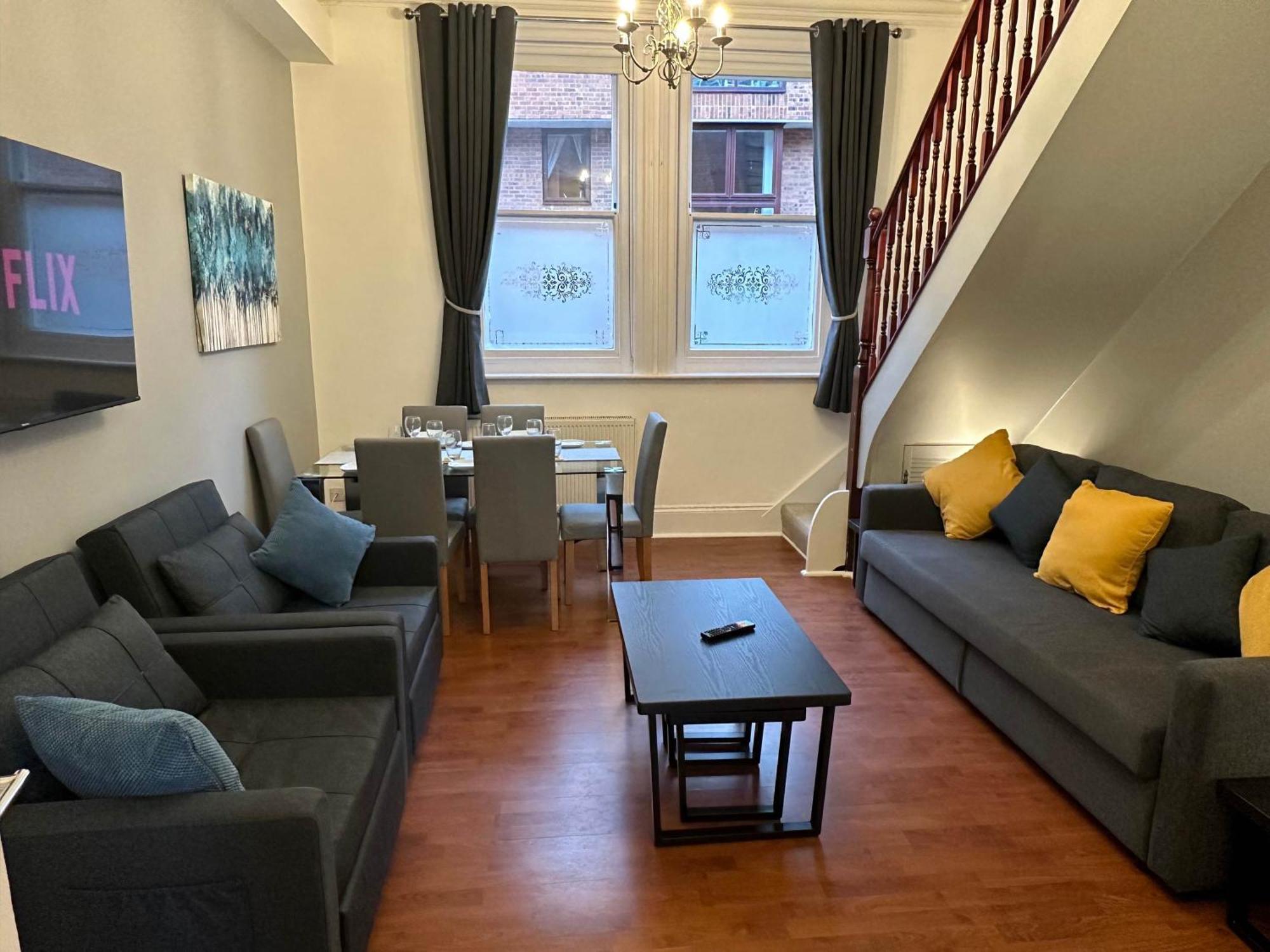 Hyde Brewery House - 2 Bedroom House With Parking Уинчестър Екстериор снимка